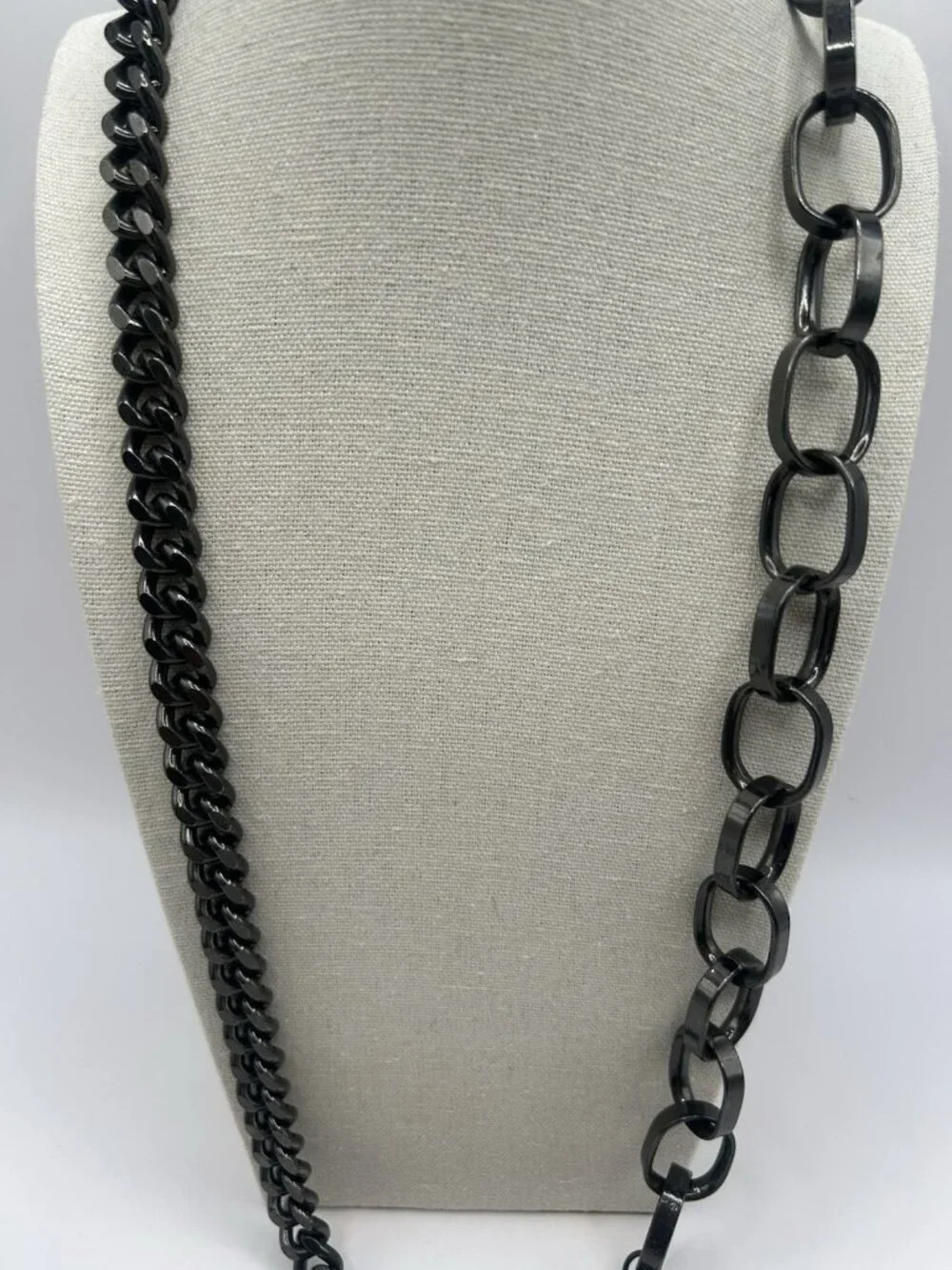 Vintage Black Gunmetal Mixed Link Chain Necklace Toggle Clasp Statement Necklace - Picture 3 of 16